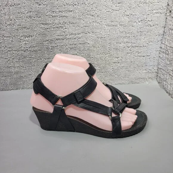 Teva Ysidro Universal Wedge Womens Size US 7 Black Leather Strappy Sandals - Picture 7 of 12